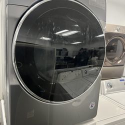 Electric Dryer Whirlpool Like Brand New And 3 months Warranty 