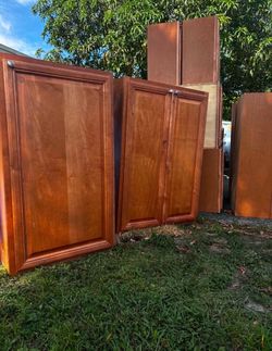 9 Cabinets 1 Bottom 8 Tops- Solid Wood