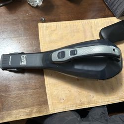 Black + Decker Vacuum