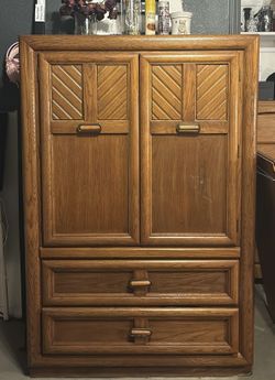Vintage Wooden storage Cabinet For Sale 🛋️