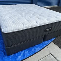 King Bed ! Cal King Bed ! Simmons Beautyrest Mattress ! King Size Mattress ! California King Mattress And Box Springs Set ! Free Delivery 