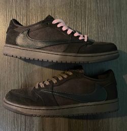 Jordan 1 Travis Scott brown sneakers