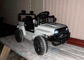 Kids Riding Truck with Remote Control