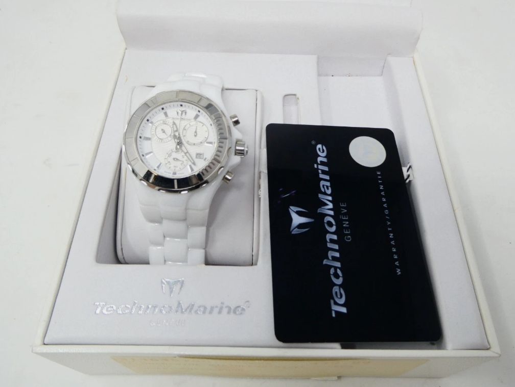 Rare TechnoMarine Cruise Ceramic 110030C White Ceramic Chronographic Swiss Watch