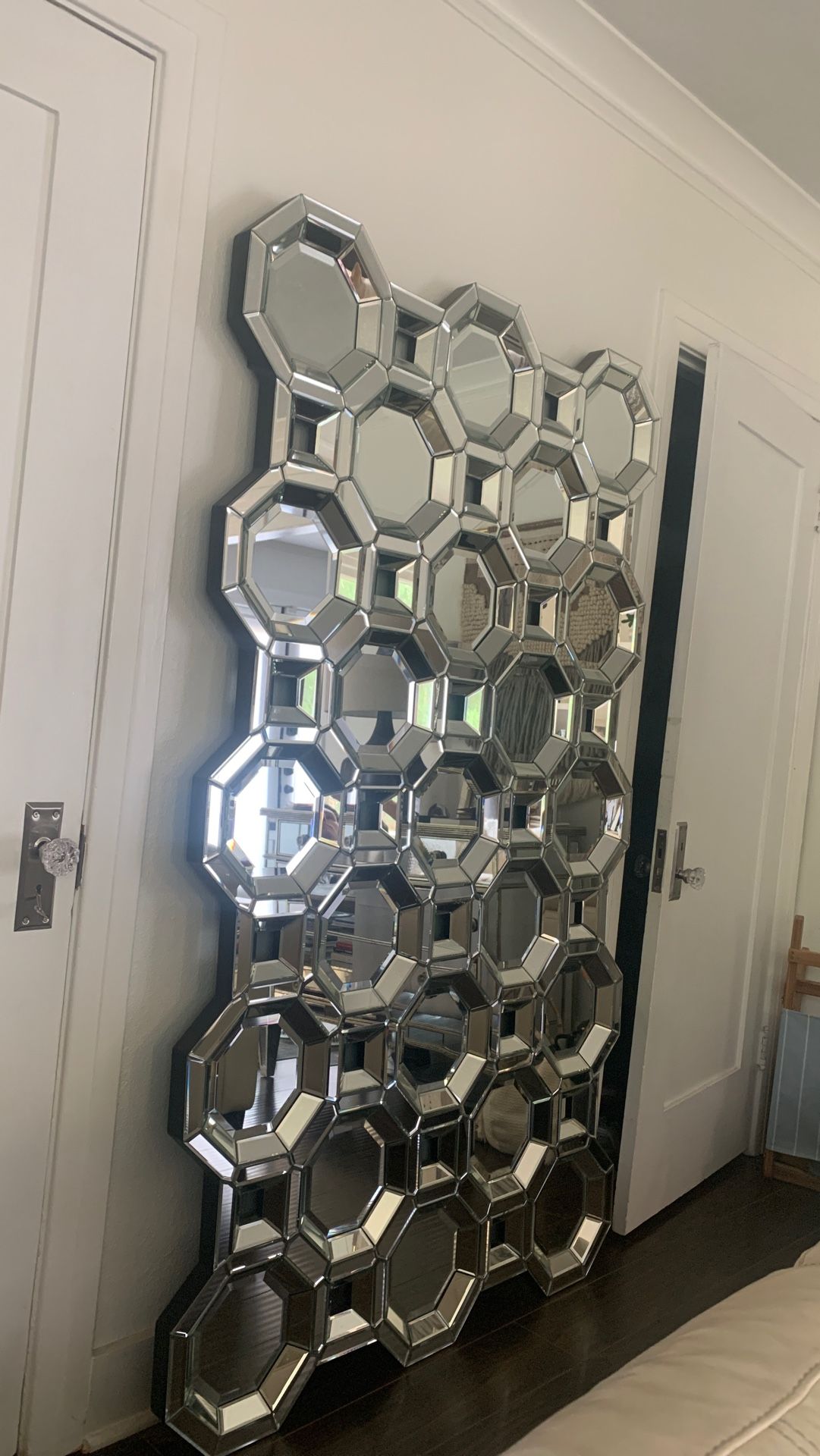 cleanse skip One sentence axis floor mirror valve Glow Pelmel