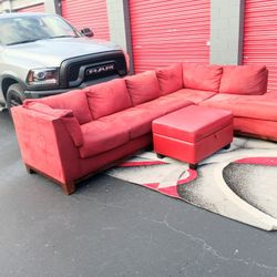 Sectional Couch with Ottoman 