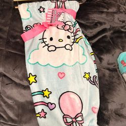 Blue hello kitty blanket