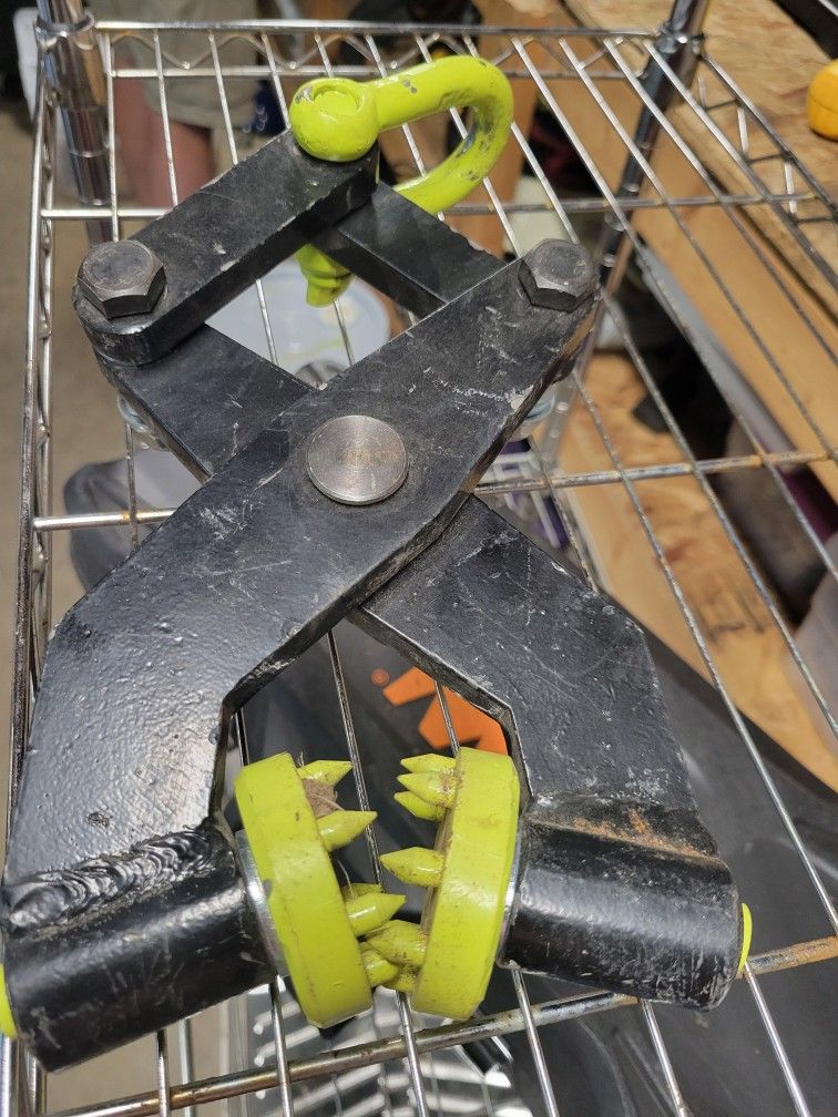 Brush Gripper