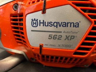 Husqvarna 562xp Chainsaw with 30” Bar in Very Good Condition
