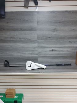 Mizuno st200 driver 10.5 deg graphite Diamana 60 regular right handed