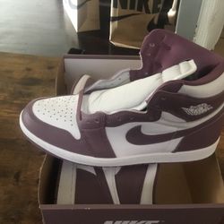 New Men’s Air Jordan 1 Retro High OG size 12