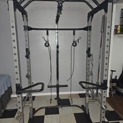 Power Rack with Pulley