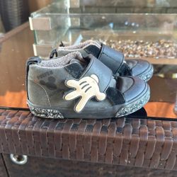 zara mikey mouse toddler shoes size 8