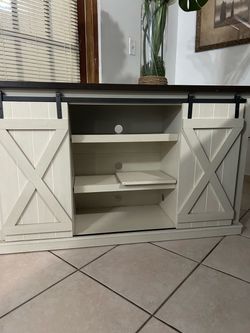 TV or Bufet table