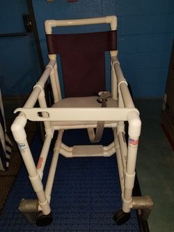 Gerri Walker (Weight capacity 300 Pounds)