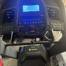 Horizon Treadmill  7.4