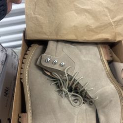 Women’s Boots