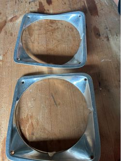 C10 69-72 headlight bezels