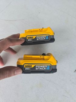 🔥 $100 FIRM PRICE 🔥(2 PACK) DEWALT 20V MAX POWERSTACK Compact Lithium-Ion Battery