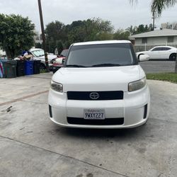 2008 Scion xB