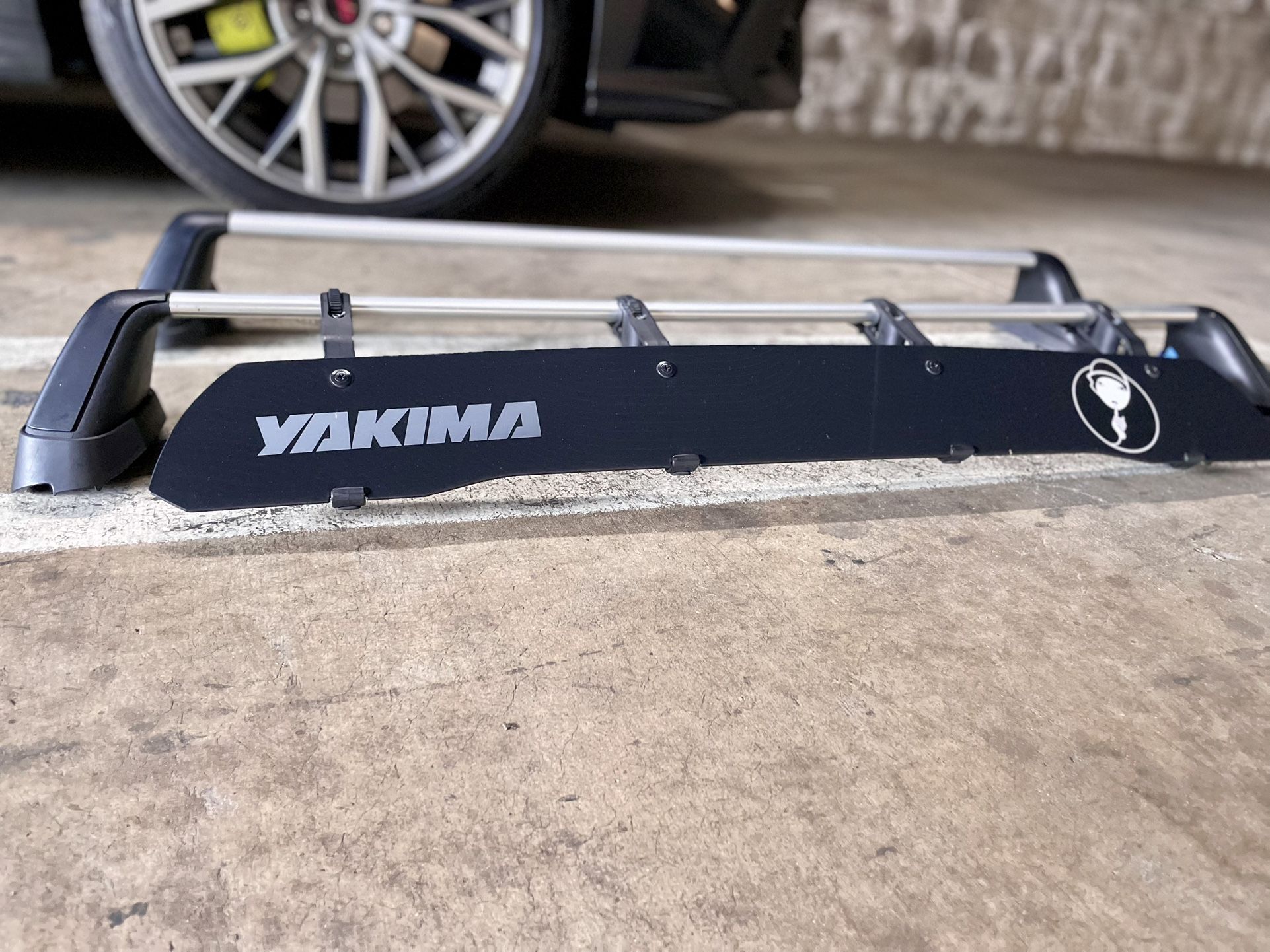 22 -25 Subaru Wrx crossbars and wind fairing