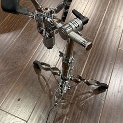 DW 9300 snare stand
