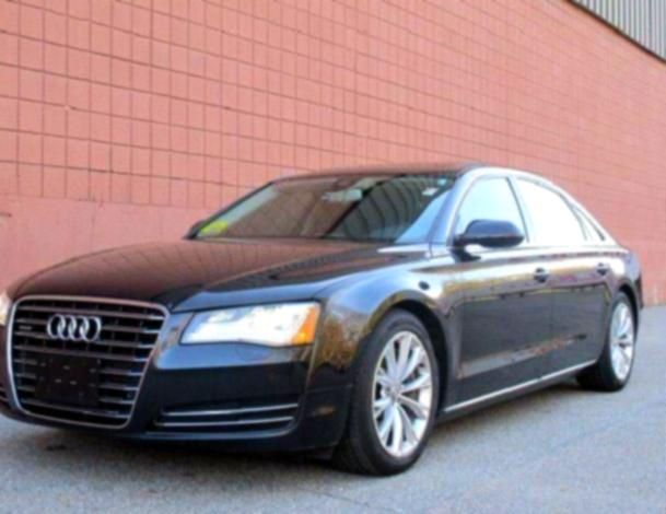 LowMiles 2011 Audi A8L