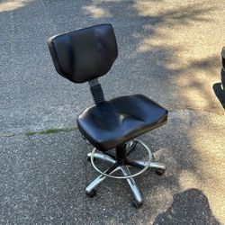 Adjustable Rolling Chair