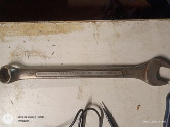 Wrench 