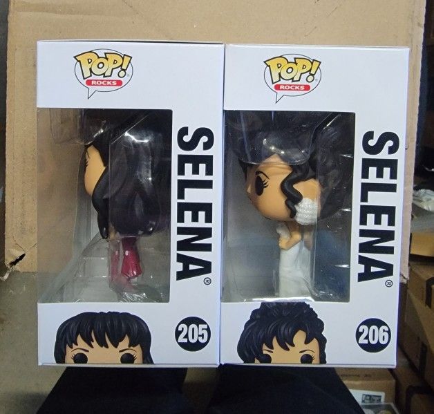 FUNKO ROCKS: SELENA (GLITTER & DIAMOND COLLECTION EXCL) BUNDLE **SOLD INDIVIDUALLY TOO** 🔥 (PERFECT CONDITION/INCLUDES PROTECTORS) **AVAILABLE**