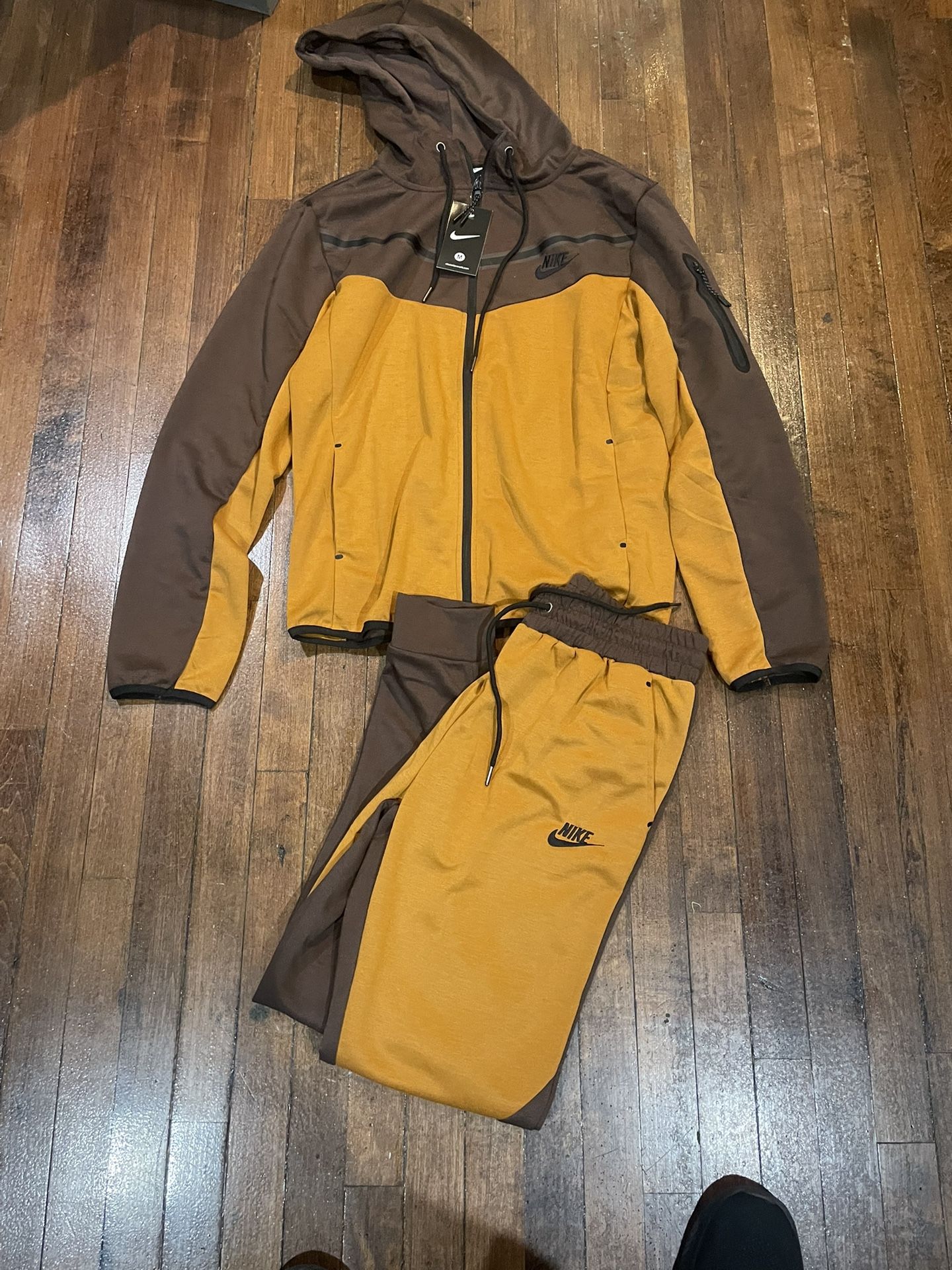 Nike Tech Jogger Suit Hoodie Brown/cognac