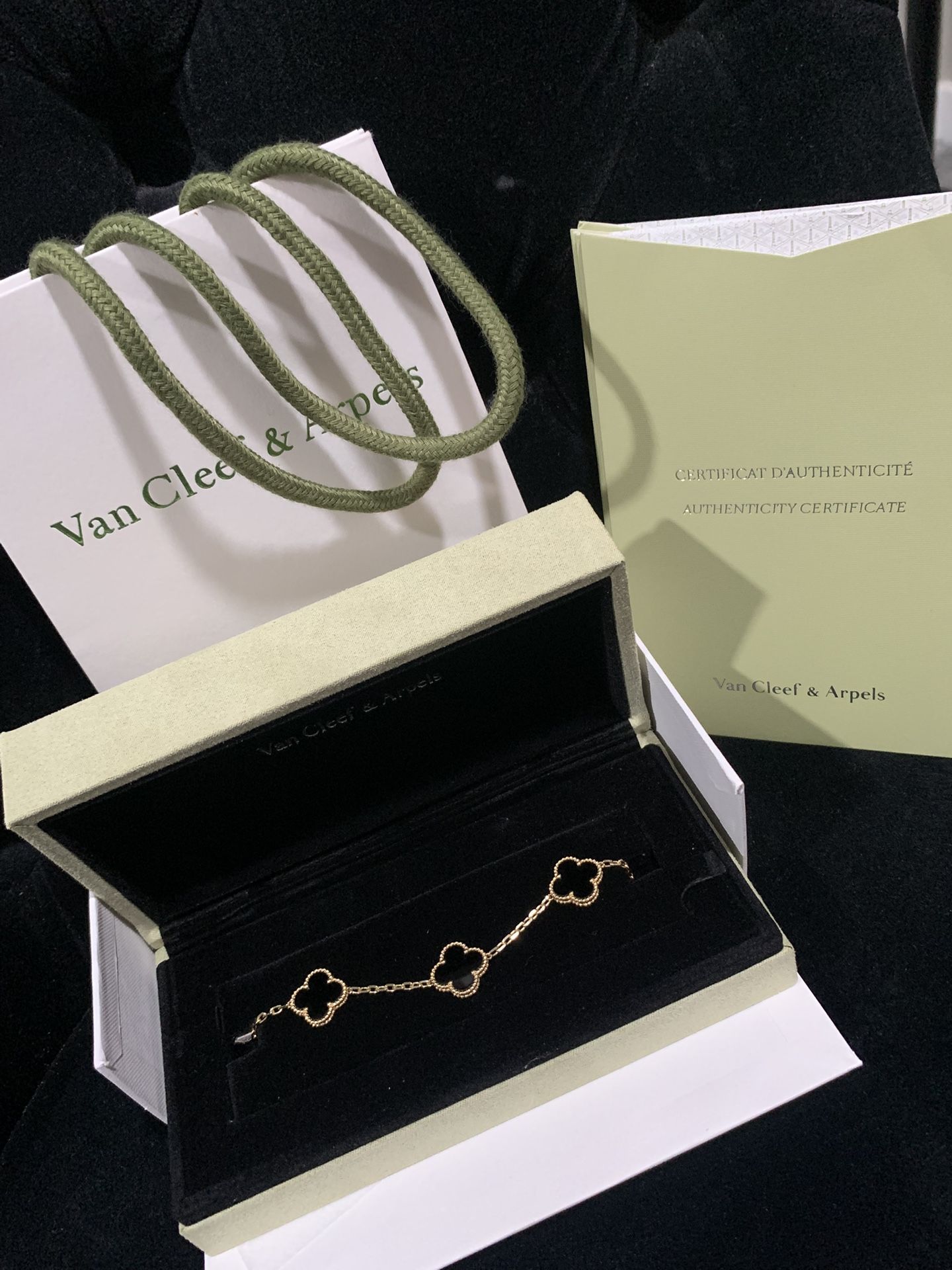 Van Cleef 14k