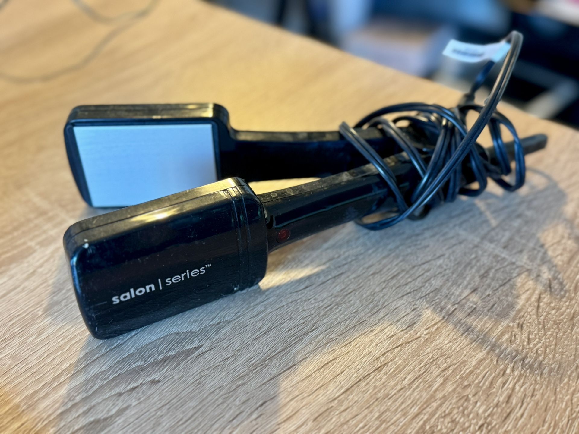 Hair Straightener / Flat Iron