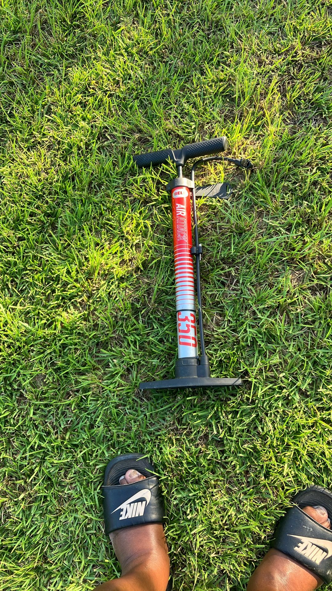 Bell Air Pump: Air Attack 350.