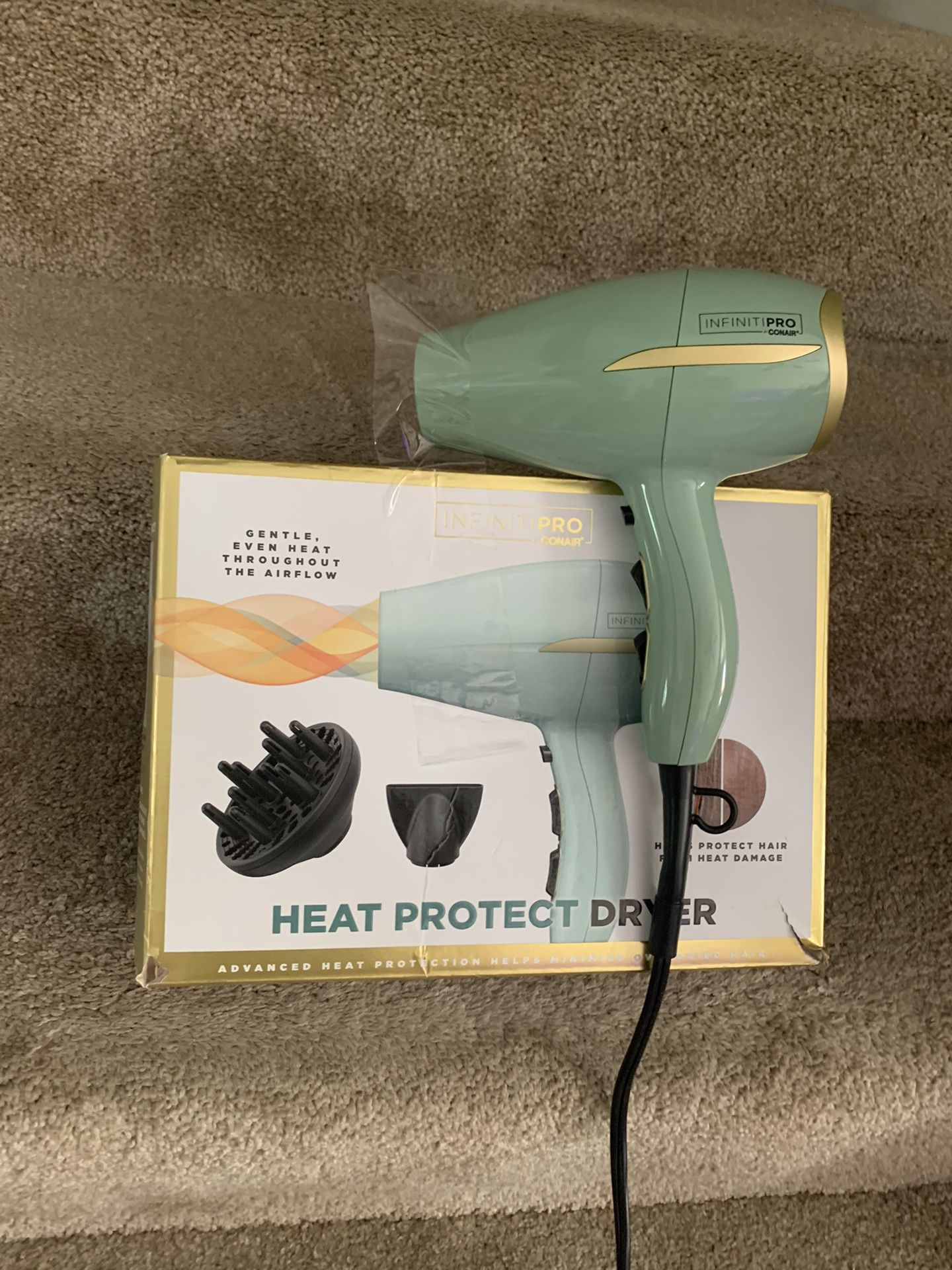 Conair Infiniti Pro heat protect Dryer.