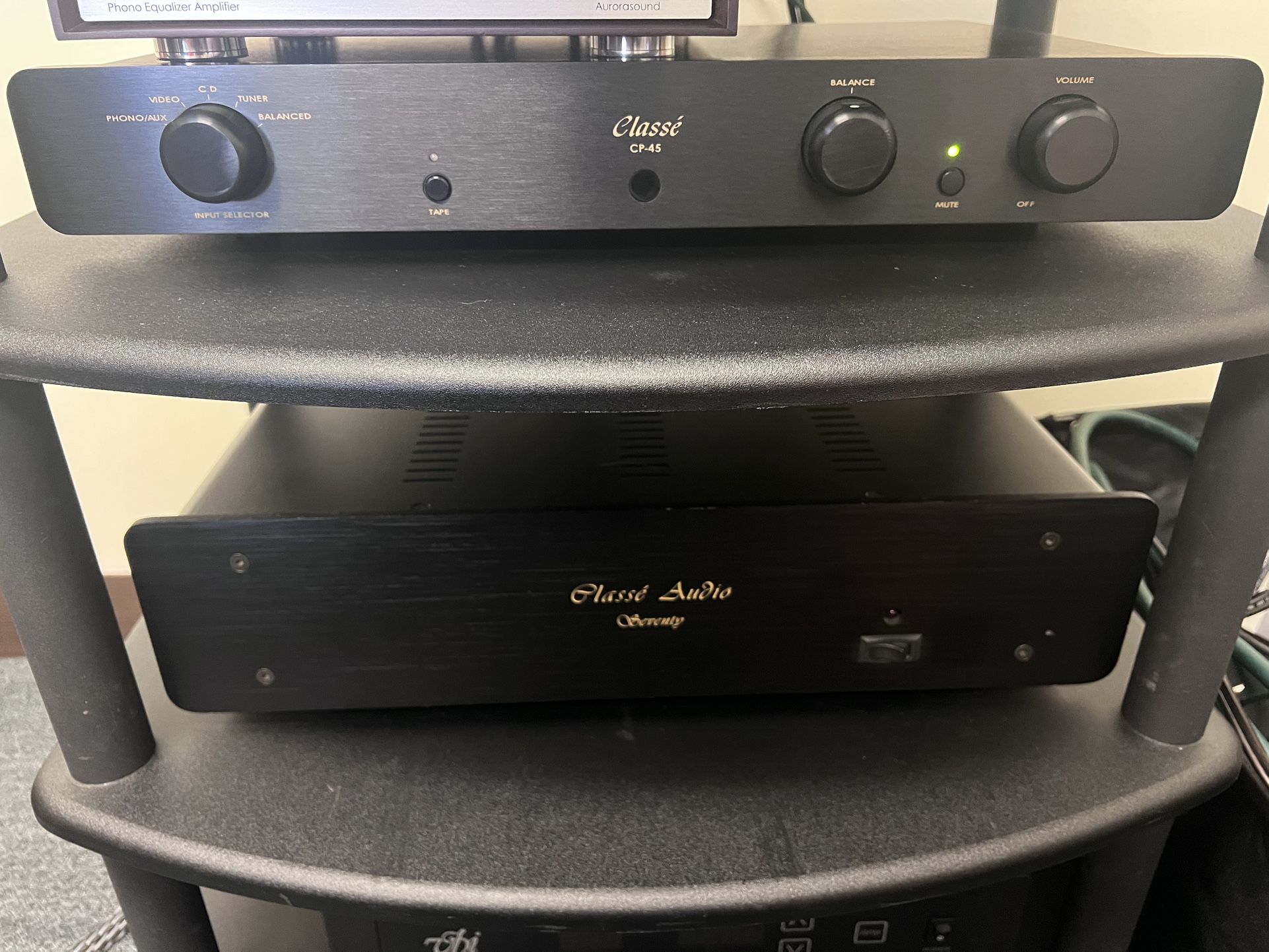 Classe audio Pre—amp And Amp