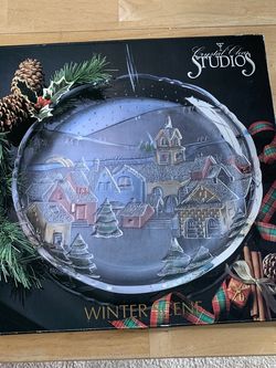 CRYSTAL CLEAR STUDIO WINTER SCENE 14" ROUND PLATTER HAND PAINTED 1995