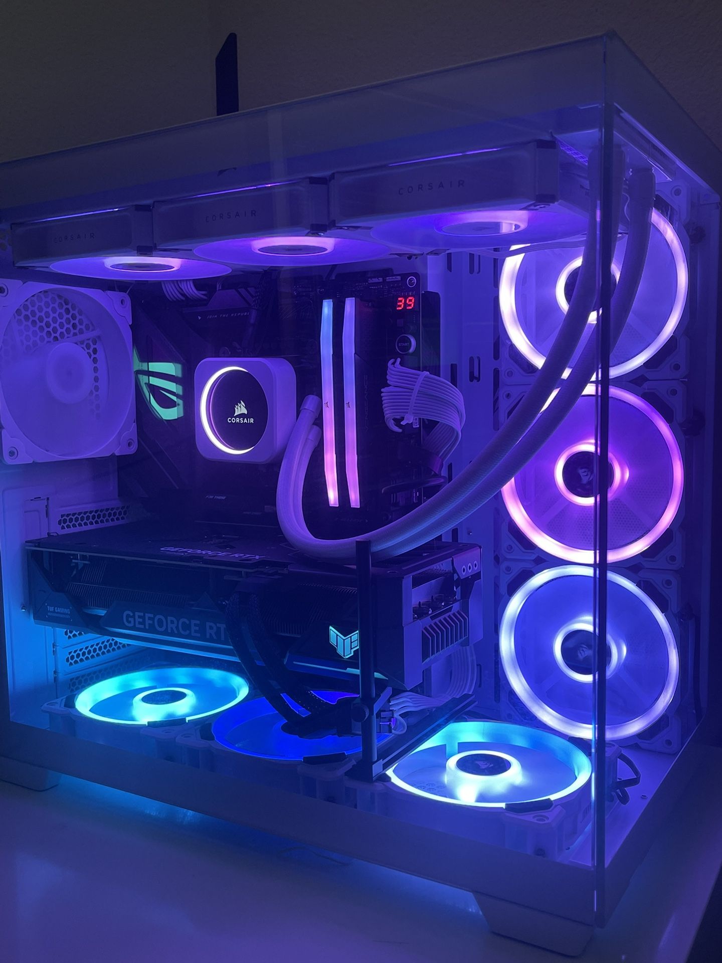 GAMING PC PART OUT DESC FOR MORE INFO