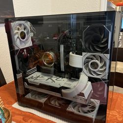Top Of The Line Gaming PC 9800X3D 7900XT Rog Strix 870 E Gaming WiFi 7 2TB SSD & 32GB DDR5