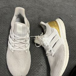 Adidas Shoes Size 10