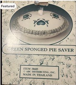 Lillian Vernon Stoneware White Green Sponge Decorative ceramic pie saver