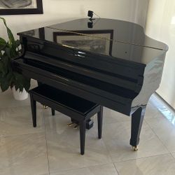 Piano Story & Clark