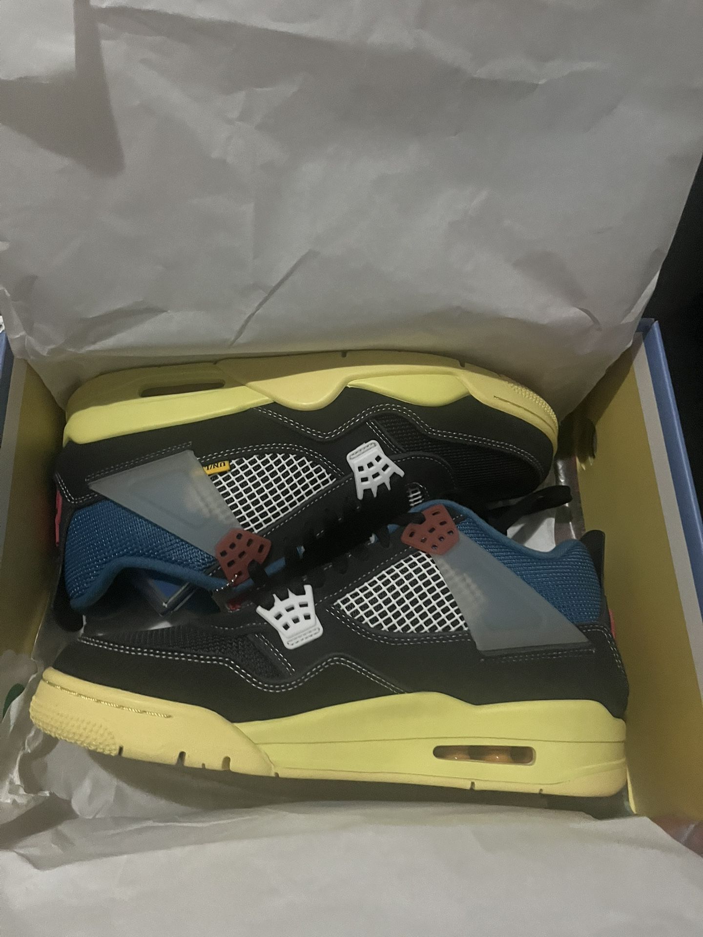 Black Jordan Union 4s