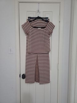 Brown and white striped set size XL (runs small)