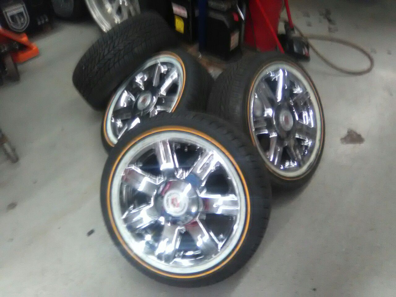 Brand new 17 inch vogues and dts rims
