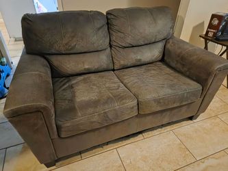 Love seat