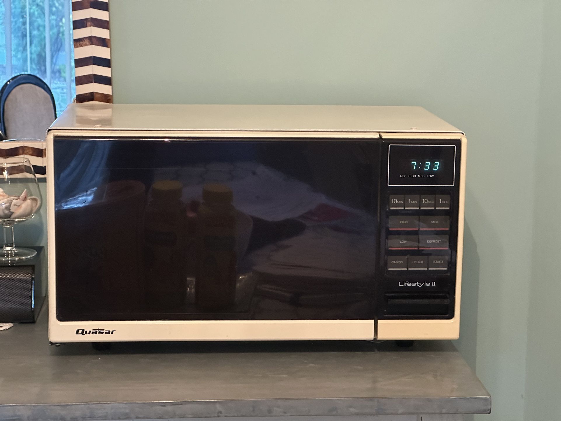 Quasar Countertop Microwave Oven.