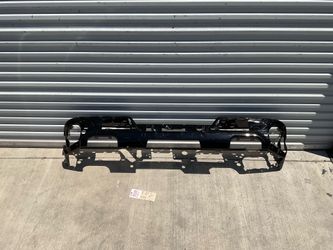 2022 2025 CHEVROLET SILVERADO SIERRA 1500 REAR BUMPER OEM