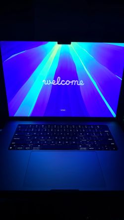 Macbook Pro 16"