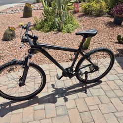 Men's 26 Inch Specialized Hardrock Mountain Bike 